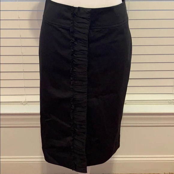 Talbots Black Ruched Front Skirt size 12 - Picture 1 of 4